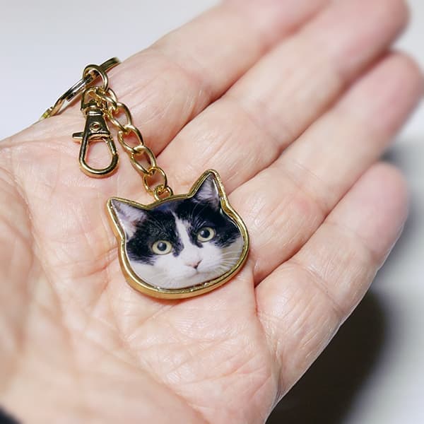 お気に入りの猫ちゃん写真が貴方だけのハンドメイドアクセサリーに